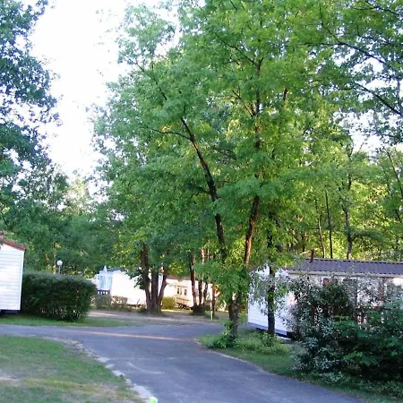 Сasa de vacaciones With 2 Bedrooms In Paul Les Dax With Shared Pool Furnished Garden And Wifi *
